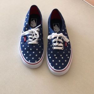 Vans Tennis Shoe Blue with white stars